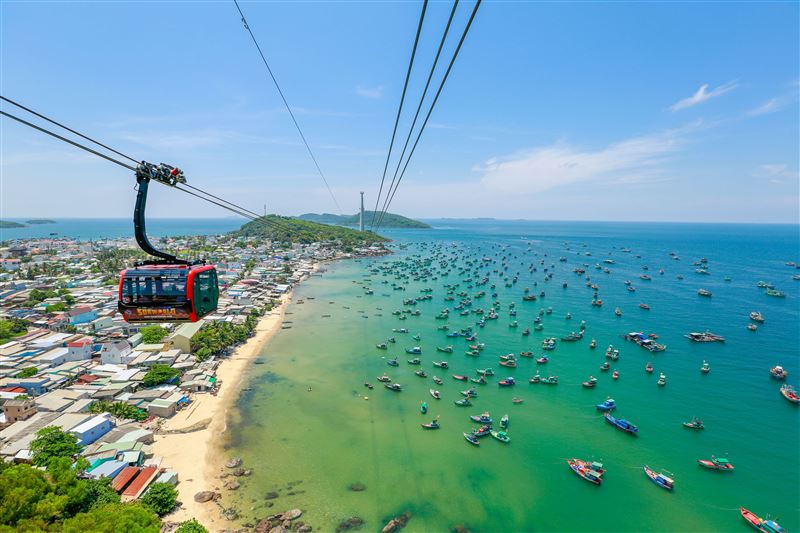 Phu Quoc Island South Tour: Pearl Farm, Historic Prison, Slingshot Adventure, and More